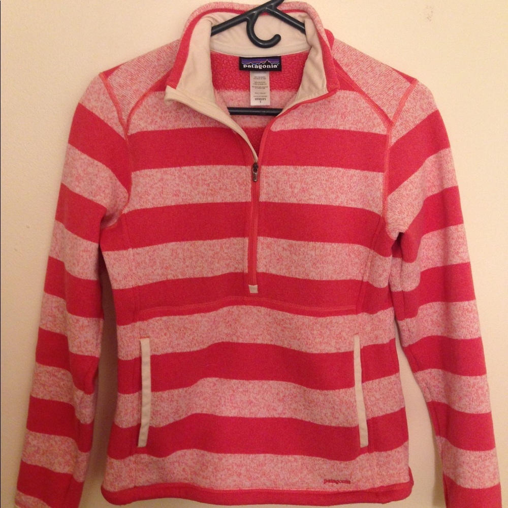Women's striped Patagonia 1/4 zip lined pullover